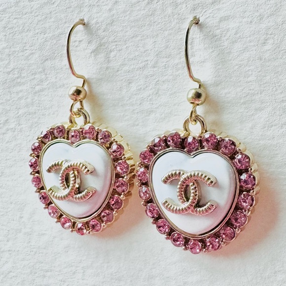 CHANEL Pink, White and Gold Heart Earrings - Picture 13 of 13